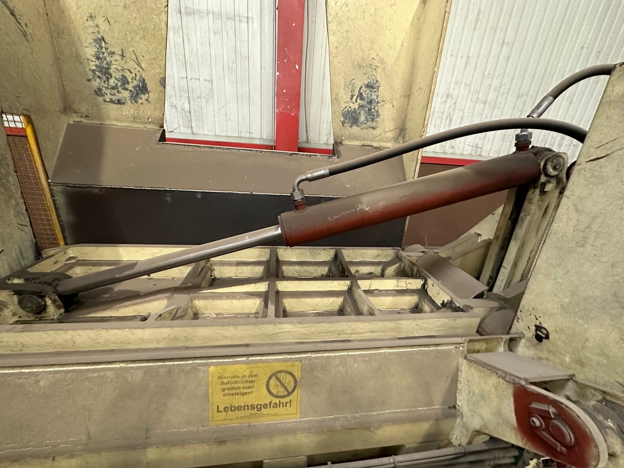 Outil/ Équipement Klanke S-45 HKV Karton Plastic Press