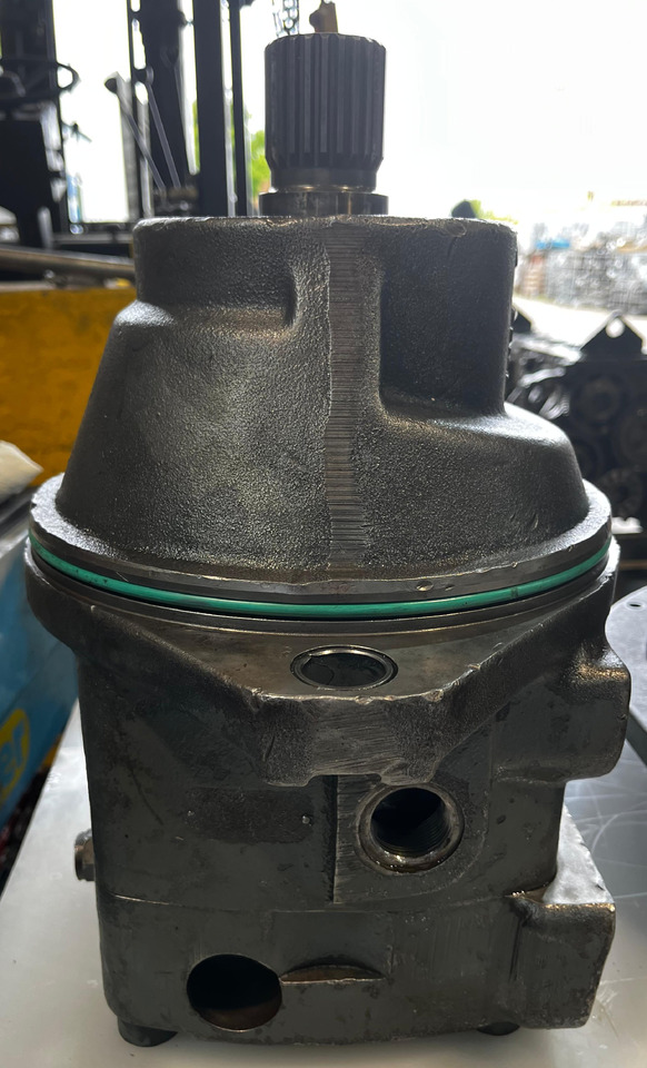 LIEBHERR Hydraulic Motor / Swing motor Liebherr 9888043 - Pompe hydraulique: photos 1 LIEBHERR Hydraulic Motor / Swing motor Liebherr 9888043 - Pompe hydraulique: photos 1