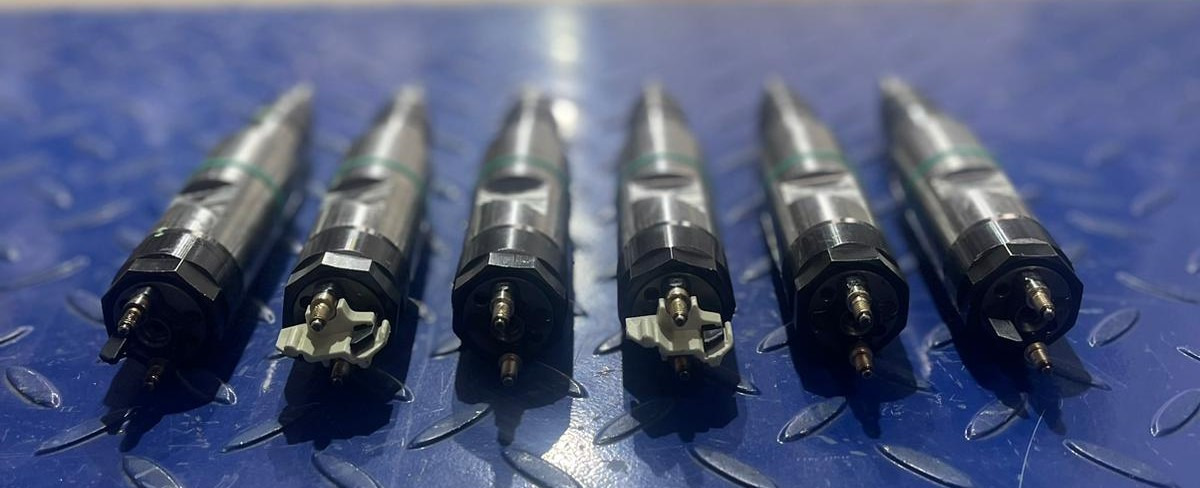 LIEBHERR Injector 600D1 10138687 - Injecteur pour Engins de chantier: photos 3 LIEBHERR Injector 600D1 10138687 - Injecteur pour Engins de chantier: photos 3