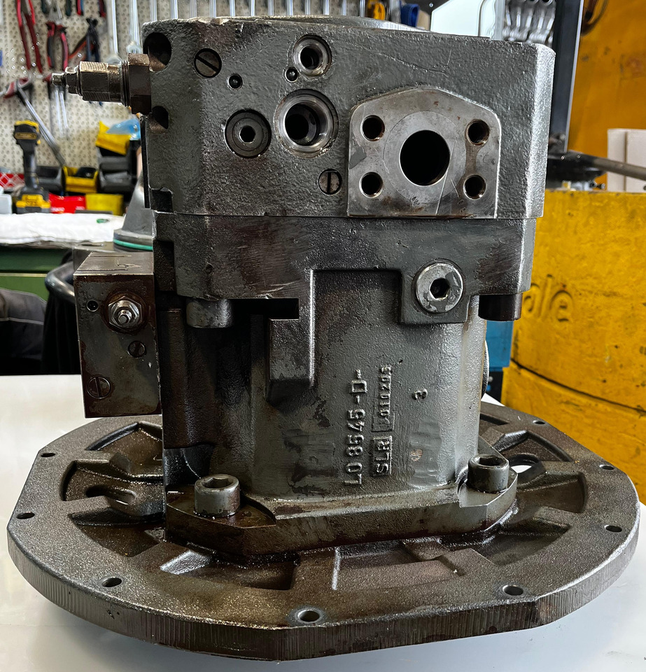 LIEBHERR Liebherr Hydraulic Pump DPVO 165 - Pompe hydraulique: photos 3 LIEBHERR Liebherr Hydraulic Pump DPVO 165 - Pompe hydraulique: photos 3