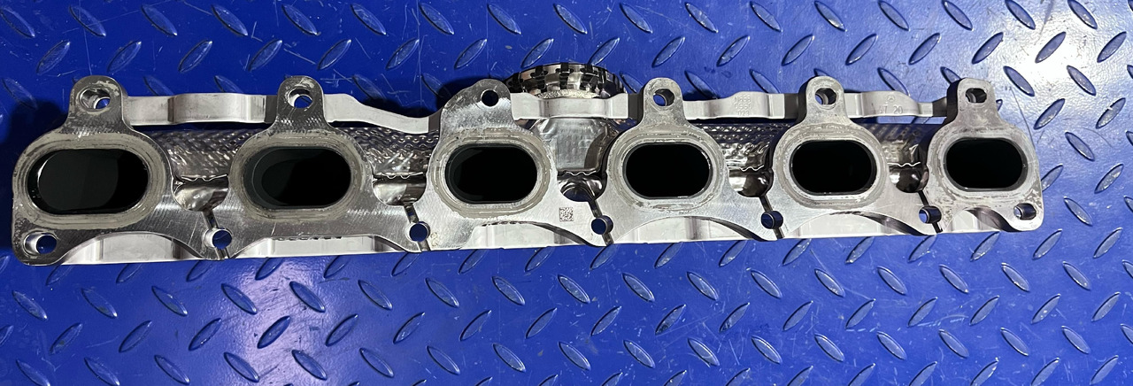 Mercedes Benz A6561407900 OM656 - Collecteur d'échappement: photos 3 Mercedes Benz A6561407900 OM656 - Collecteur d'échappement: photos 3