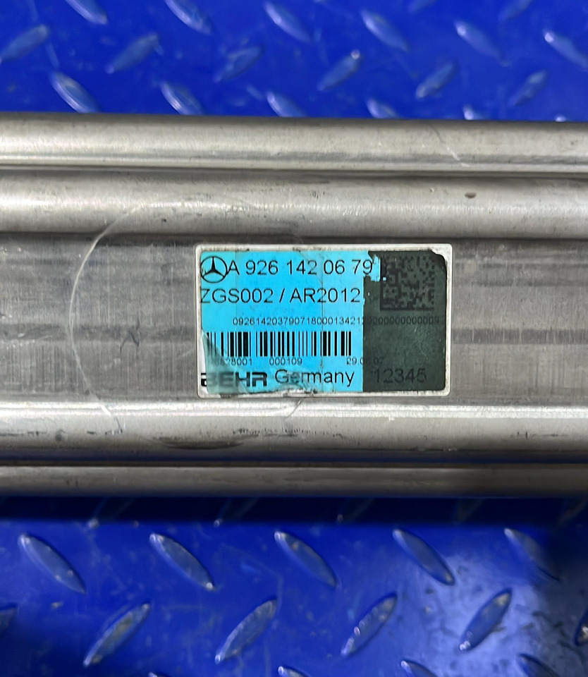 Mercedes Benz /DETROIT EGR OM926 A9261420679 (A9261420379) - Refroidisseur EGR: photos 5 Mercedes Benz /DETROIT EGR OM926 A9261420679 (A9261420379) - Refroidisseur EGR: photos 5