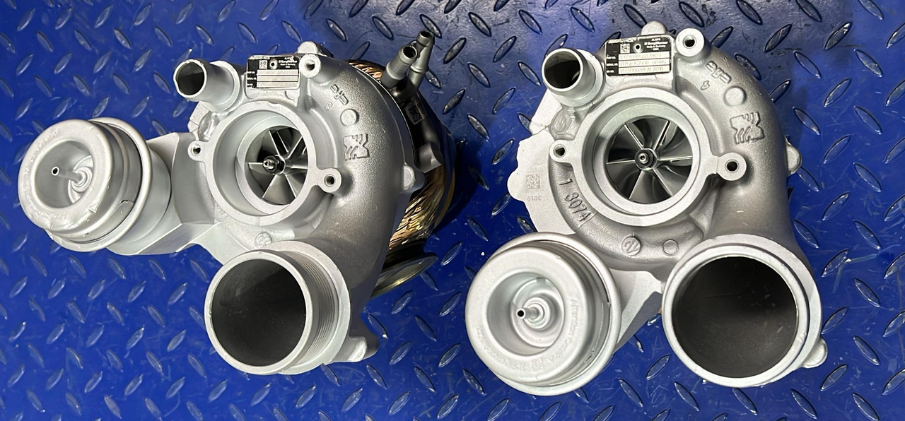 Mercedes Benz M177/M178 A1770905702+A1770905602 - Turbocompresseur: photos 2 Mercedes Benz M177/M178 A1770905702+A1770905602 - Turbocompresseur: photos 2