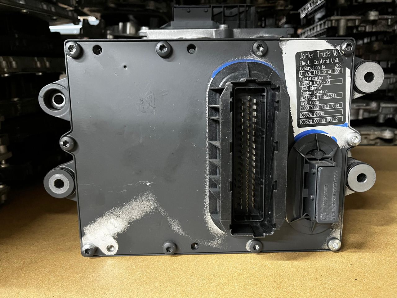 Mercedes ECU PLD OM924 - Bloc de gestion: photos 1 Mercedes ECU PLD OM924 - Bloc de gestion: photos 1