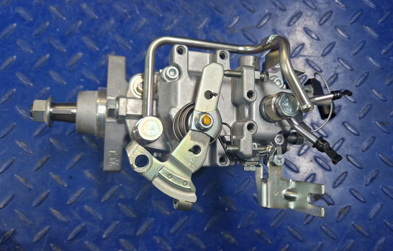 DENSO INJECTION PUMP ME202646 - Pièces de rechange pour Camion: photos 3 DENSO INJECTION PUMP ME202646 - Pièces de rechange pour Camion: photos 3