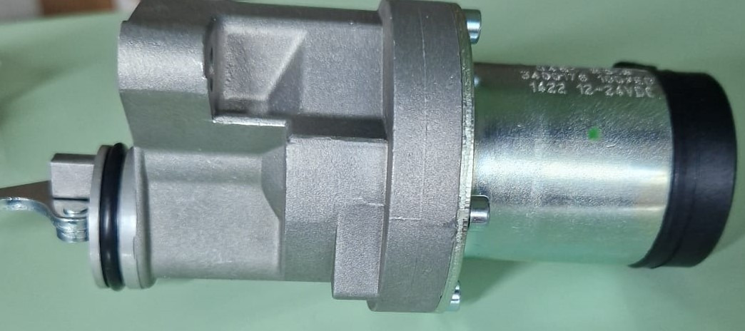 DEUTZ Solenoid 04513018 - Pièces de rechange pour Engins de chantier: photos 4 DEUTZ Solenoid 04513018 - Pièces de rechange pour Engins de chantier: photos 4