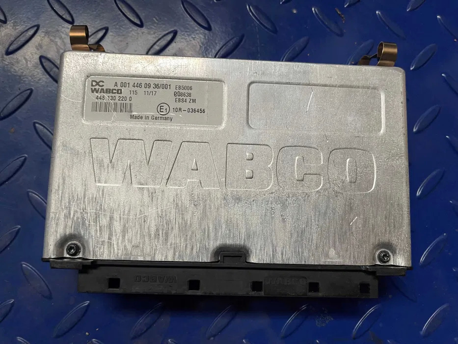Mercedes Wabco EBS4 - Pièces de rechange pour Camion: photos 1 Mercedes Wabco EBS4 - Pièces de rechange pour Camion: photos 1