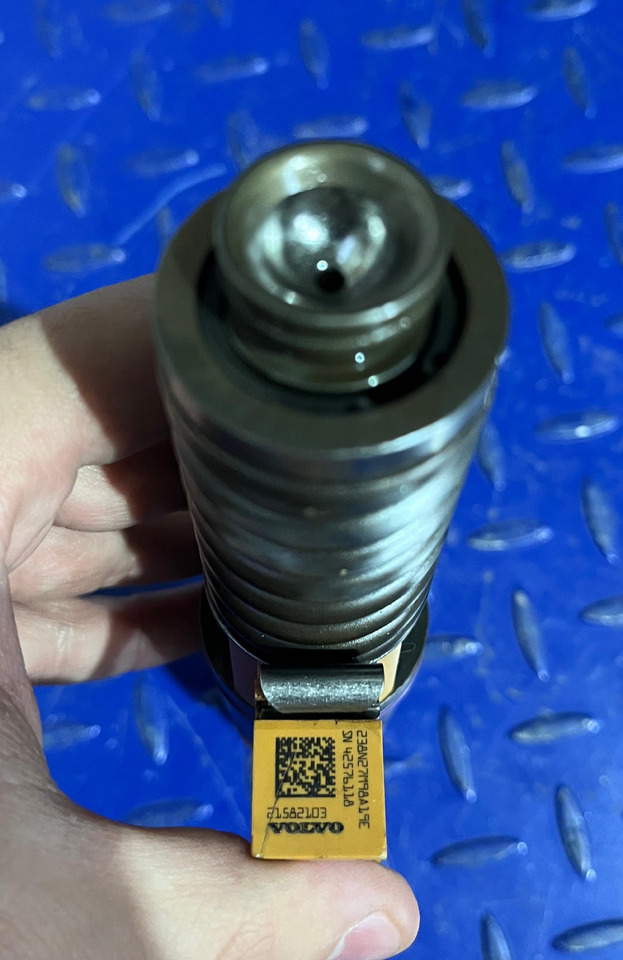 VOLVO 21582103 - Injecteur: photos 4 VOLVO 21582103 - Injecteur: photos 4