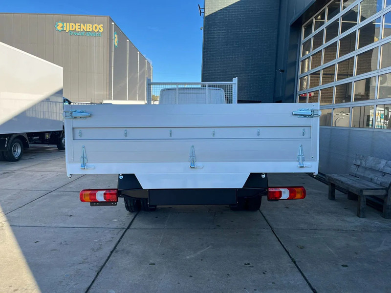 Mercedes-Benz Accelo 915 4x2 Flatbed with dropsides - Camion plateau: photos 5 Mercedes-Benz Accelo 915 4x2 Flatbed with dropsides - Camion plateau: photos 5