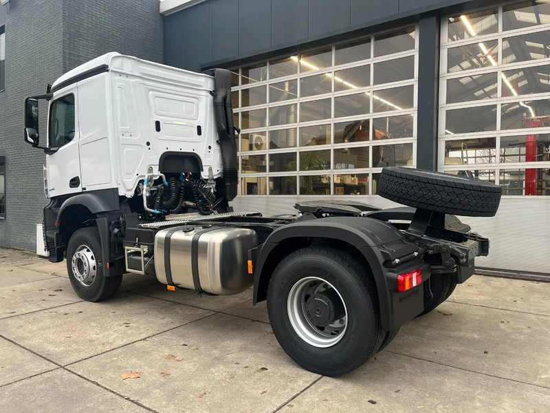 Mercedes-Benz Actros 2045 S 4x2 Tractor Head - Tracteur routier: photos 3 Mercedes-Benz Actros 2045 S 4x2 Tractor Head - Tracteur routier: photos 3