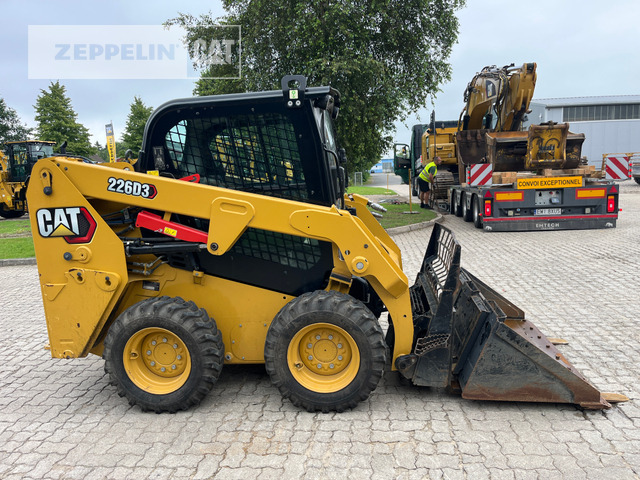 Cat 226D - Mini chargeuse: photos 2 Cat 226D - Mini chargeuse: photos 2