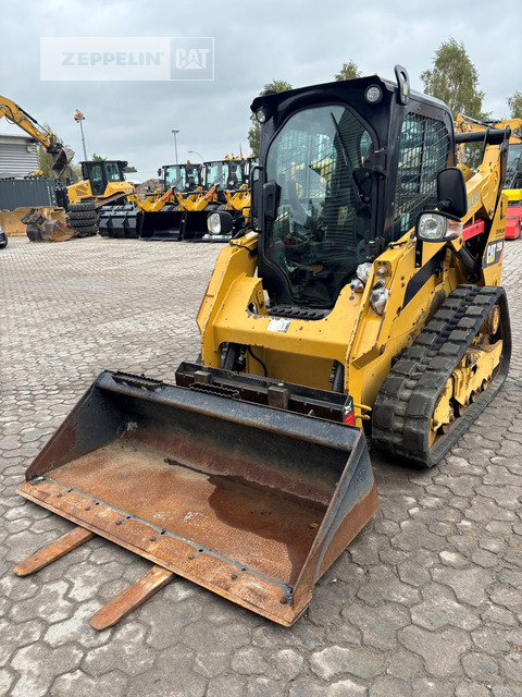 Cat 259D - Mini chargeuse: photos 3 Cat 259D - Mini chargeuse: photos 3