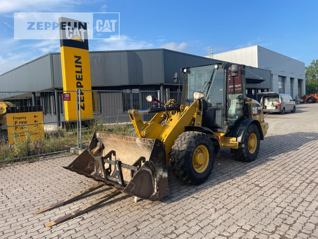 Cat 906M - Chargeuse sur pneus: photos 1 Cat 906M - Chargeuse sur pneus: photos 1