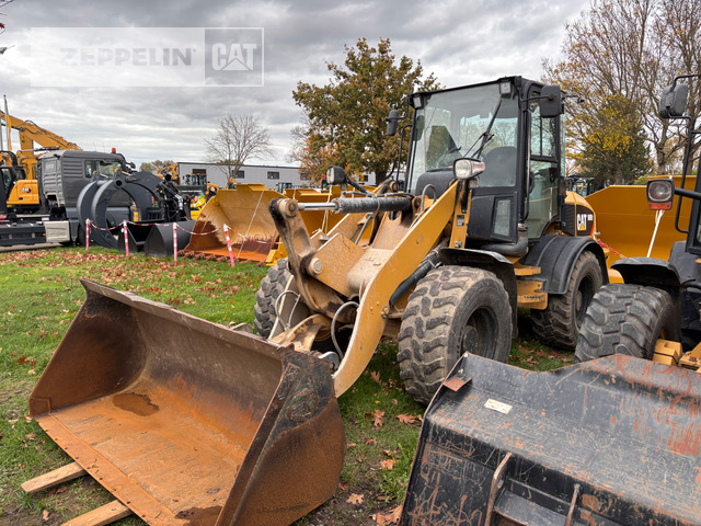 Cat 908H - Chargeuse sur pneus: photos 2 Cat 908H - Chargeuse sur pneus: photos 2