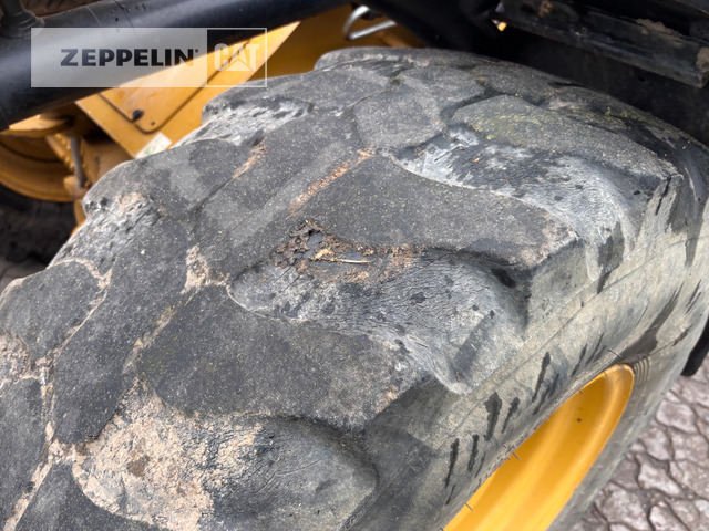 Cat 908M - Chargeuse sur pneus: photos 5 Cat 908M - Chargeuse sur pneus: photos 5