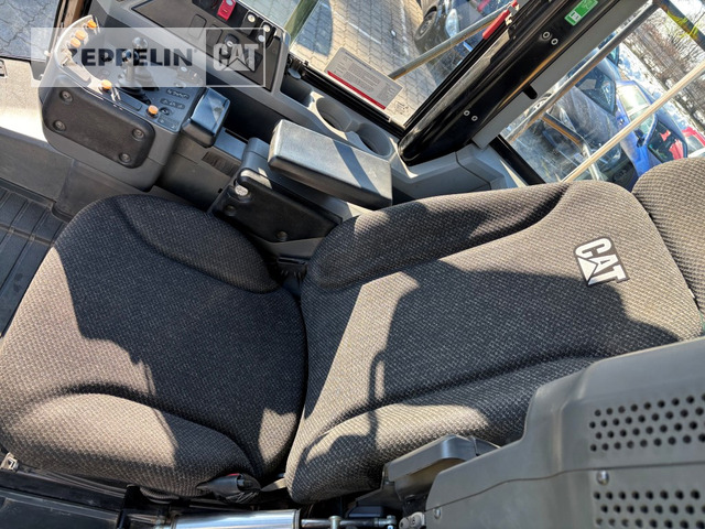 Chargeuse sur pneus Cat 966MXE: photos 43 Chargeuse sur pneus Cat 966MXE: photos 43