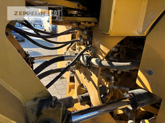 Chargeuse sur pneus Cat 966MXE: photos 19 Chargeuse sur pneus Cat 966MXE: photos 19