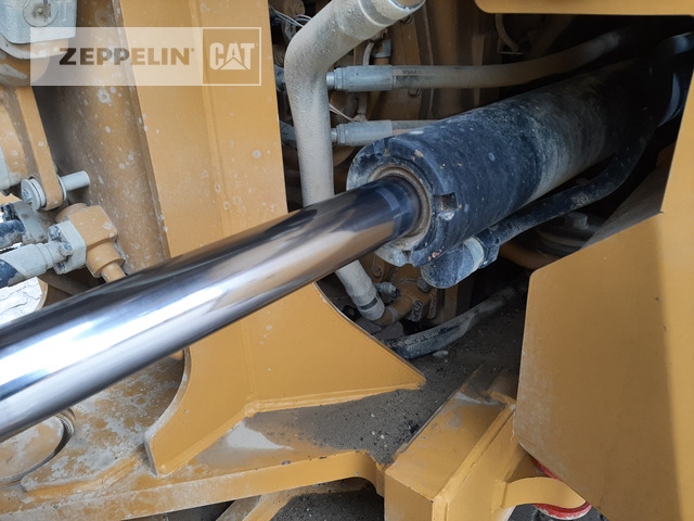 Chargeuse sur pneus Cat 982M: photos 21 Chargeuse sur pneus Cat 982M: photos 21