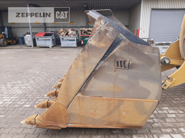 Chargeuse sur pneus Cat 982M: photos 9 Chargeuse sur pneus Cat 982M: photos 9