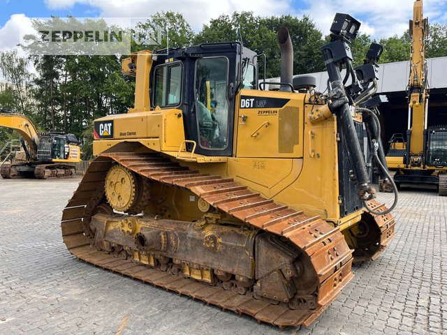 Cat D6TM - Bulldozer: photos 3 Cat D6TM - Bulldozer: photos 3