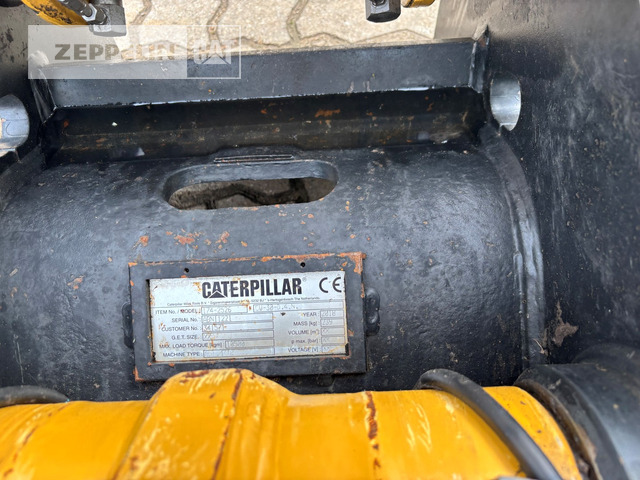 Pelle de manutention Cat MH3022-06C: photos 18