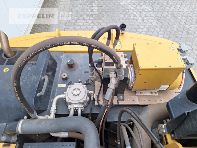 Pelle de manutention Cat MH3026-06C: photos 27