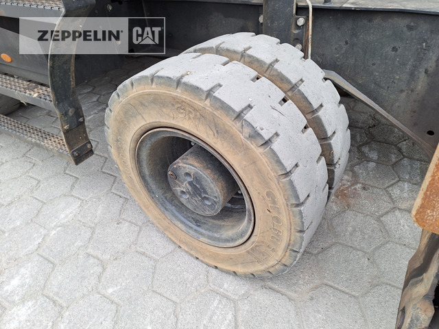 Pelle de manutention Cat MH3026-06C: photos 17