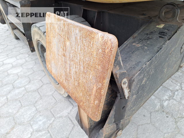 Pelle de manutention Cat MH3026-06C: photos 13