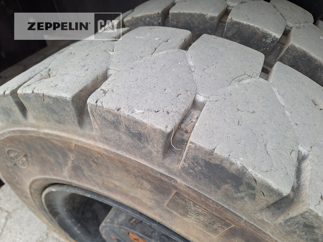 Pelle de manutention Cat MH3026-06C: photos 15