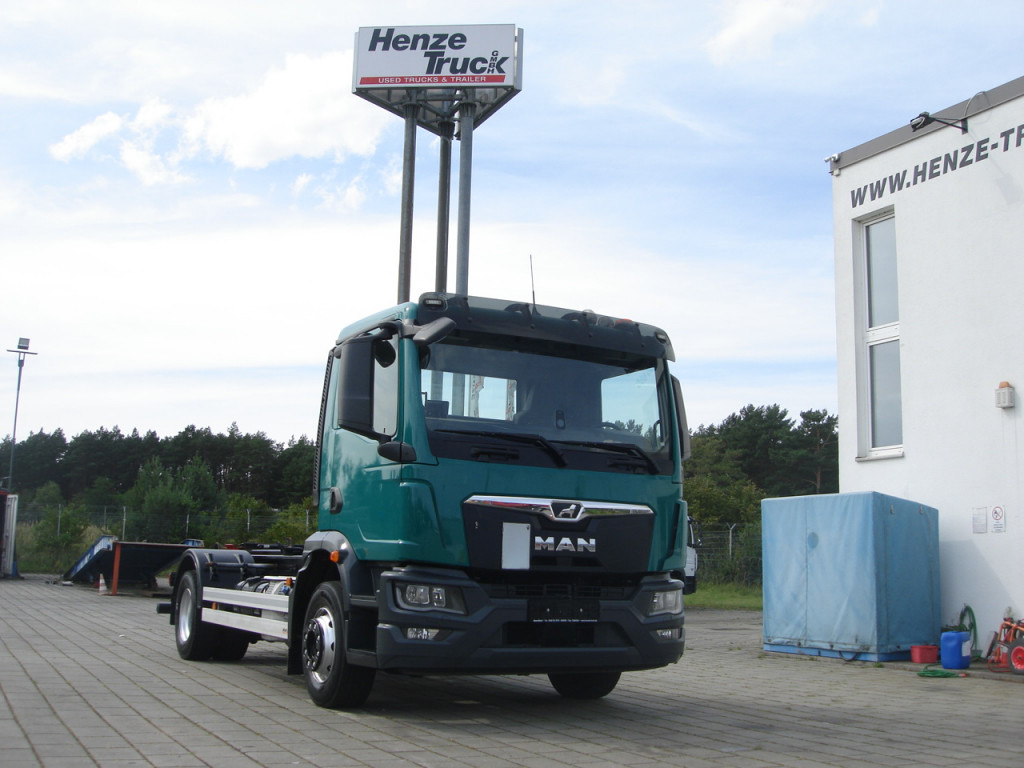 MAN MAN TG-M Abrollkipper 15.250 BL - Camion ampliroll: photos 2 MAN MAN TG-M Abrollkipper 15.250 BL - Camion ampliroll: photos 2