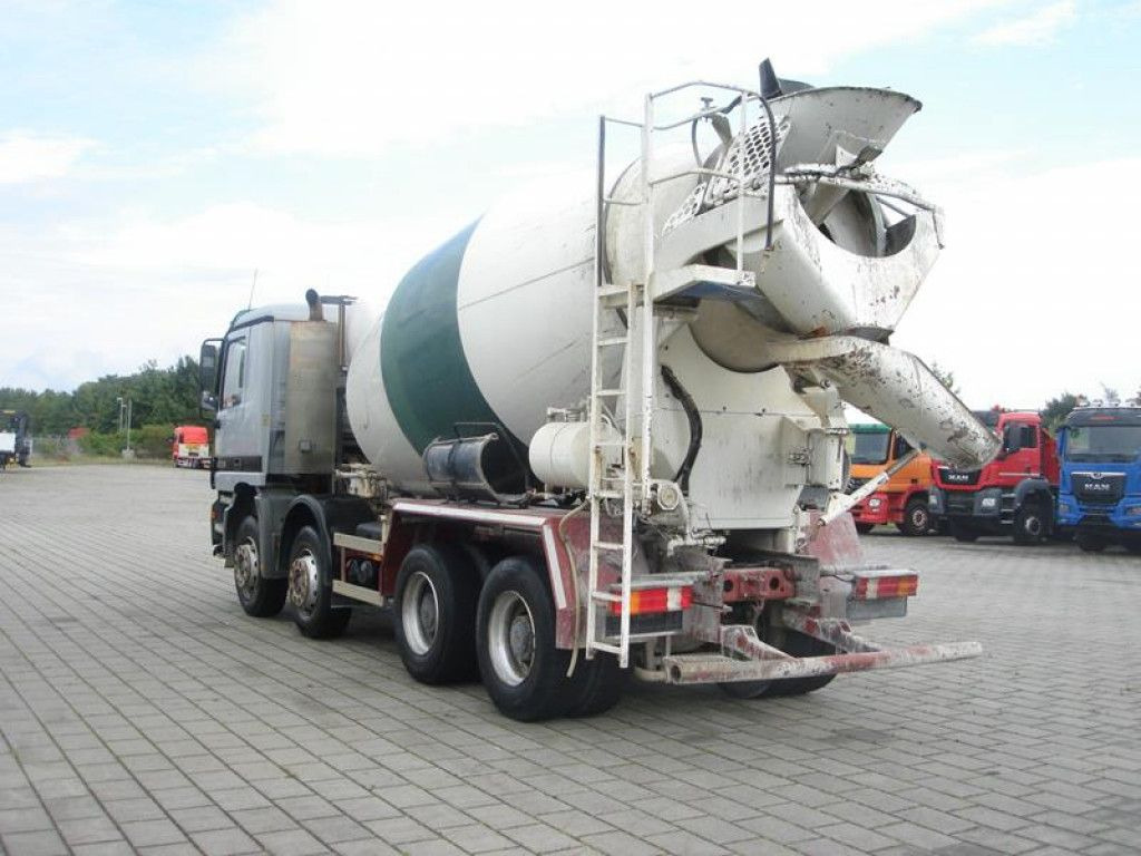 Mercedes-Benz Actros 3235 B 8x4 Betonmischer Stetter 9m³ -Deut - Camion malaxeur: photos 4 Mercedes-Benz Actros 3235 B 8x4 Betonmischer Stetter 9m³ -Deut - Camion malaxeur: photos 4