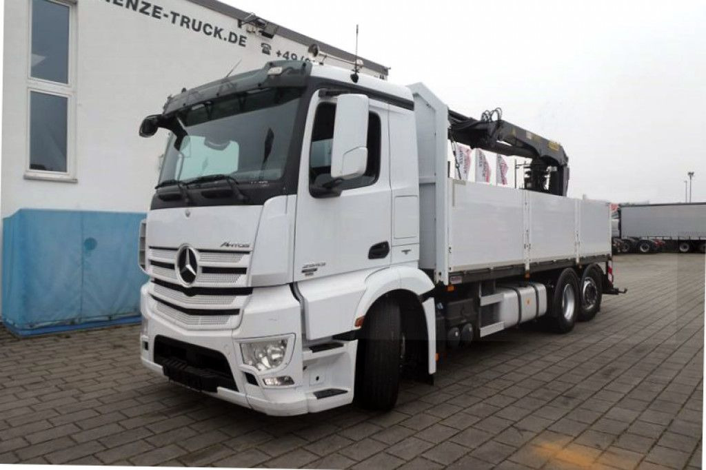 Mercedes-Benz Antos 2543 L/6x2 Pritsche Heckkran - Camion grue: photos 2 Mercedes-Benz Antos 2543 L/6x2 Pritsche Heckkran - Camion grue: photos 2