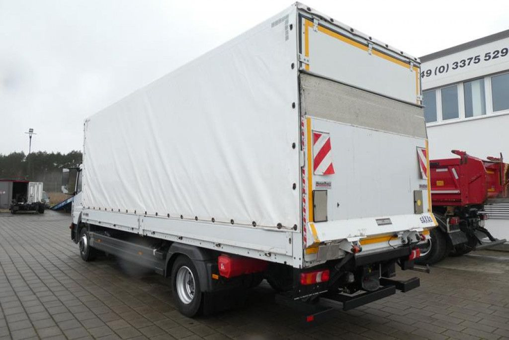 Mercedes-Benz Atego 1527 L Pritsche LBW - Camion plateau: photos 4 Mercedes-Benz Atego 1527 L Pritsche LBW - Camion plateau: photos 4