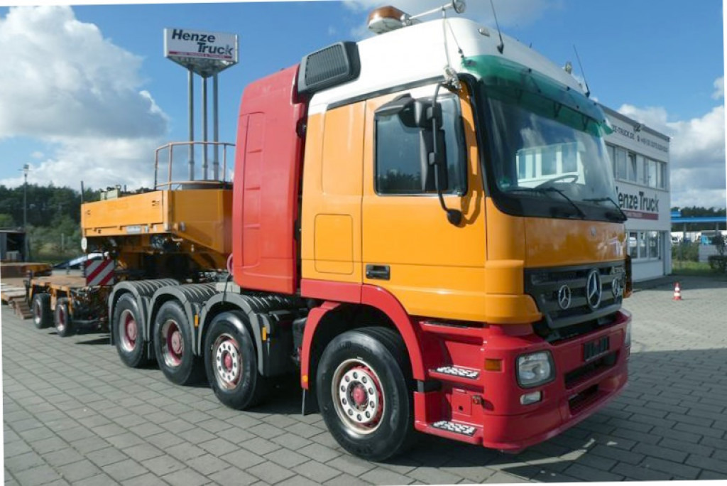MERCEDES-BENZ Actros 4160 SLT 8x4 4 SZM TITAN -155to.-!! - Tracteur routier: photos 1 MERCEDES-BENZ Actros 4160 SLT 8x4 4 SZM TITAN -155to.-!! - Tracteur routier: photos 1