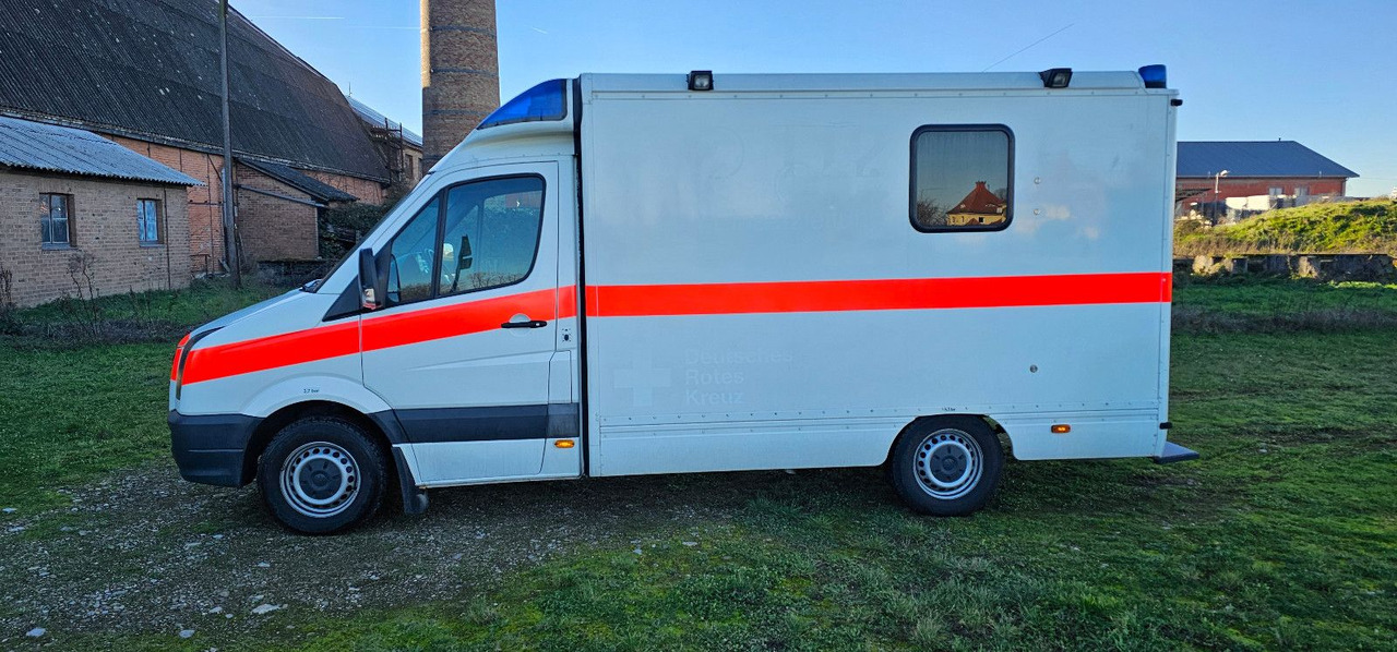 Volkswagen Crafter ELW Rettungswagen Camper Van - Ambulance: photos 3 Volkswagen Crafter ELW Rettungswagen Camper Van - Ambulance: photos 3