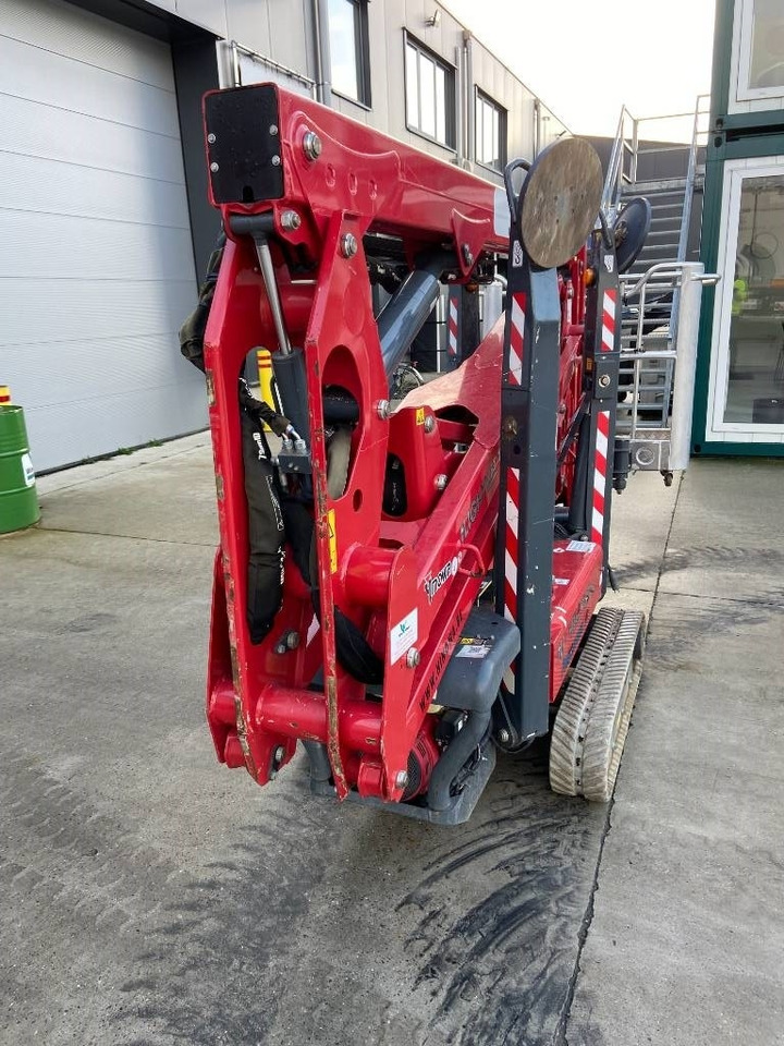 Hinowa Lightlift 15.70 - Nacelle articulée: photos 4 Hinowa Lightlift 15.70 - Nacelle articulée: photos 4