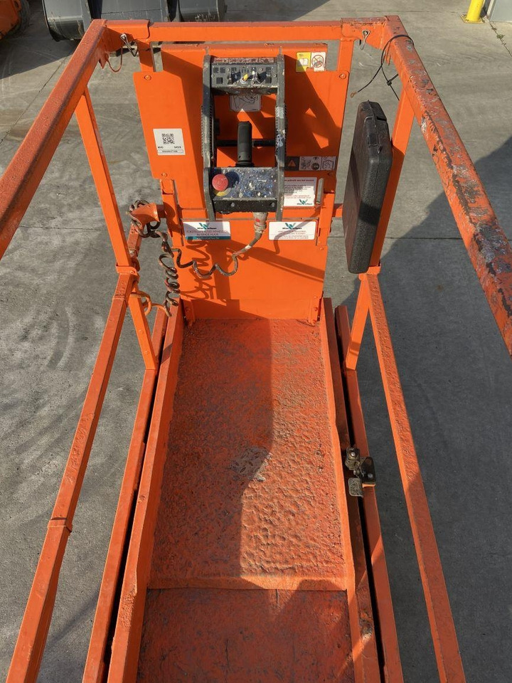 JLG 1930ES (4520)  - Nacelle ciseaux: photos 4 JLG 1930ES (4520)  - Nacelle ciseaux: photos 4