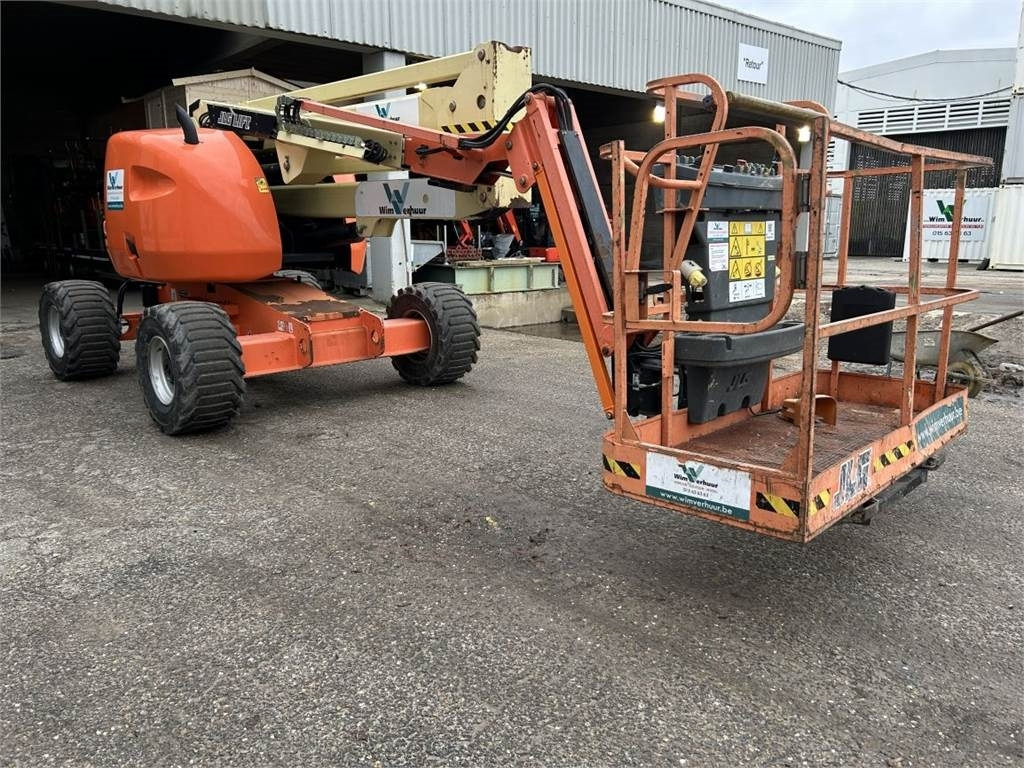 JLG 450AJ (3216) - Nacelle articulée: photos 5 JLG 450AJ (3216) - Nacelle articulée: photos 5