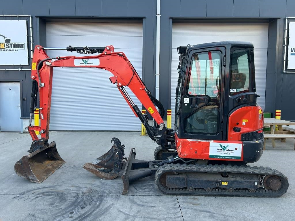 Kubota U 36-4 - Mini pelle: photos 1 Kubota U 36-4 - Mini pelle: photos 1