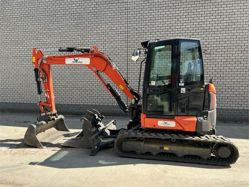 Kubota U50-5 (9613) - Mini pelle: photos 1 Kubota U50-5 (9613) - Mini pelle: photos 1