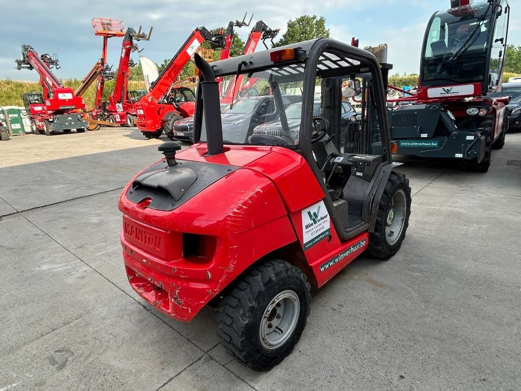 Manitou MH 25.4 - Chariot tout terrain: photos 5 Manitou MH 25.4 - Chariot tout terrain: photos 5