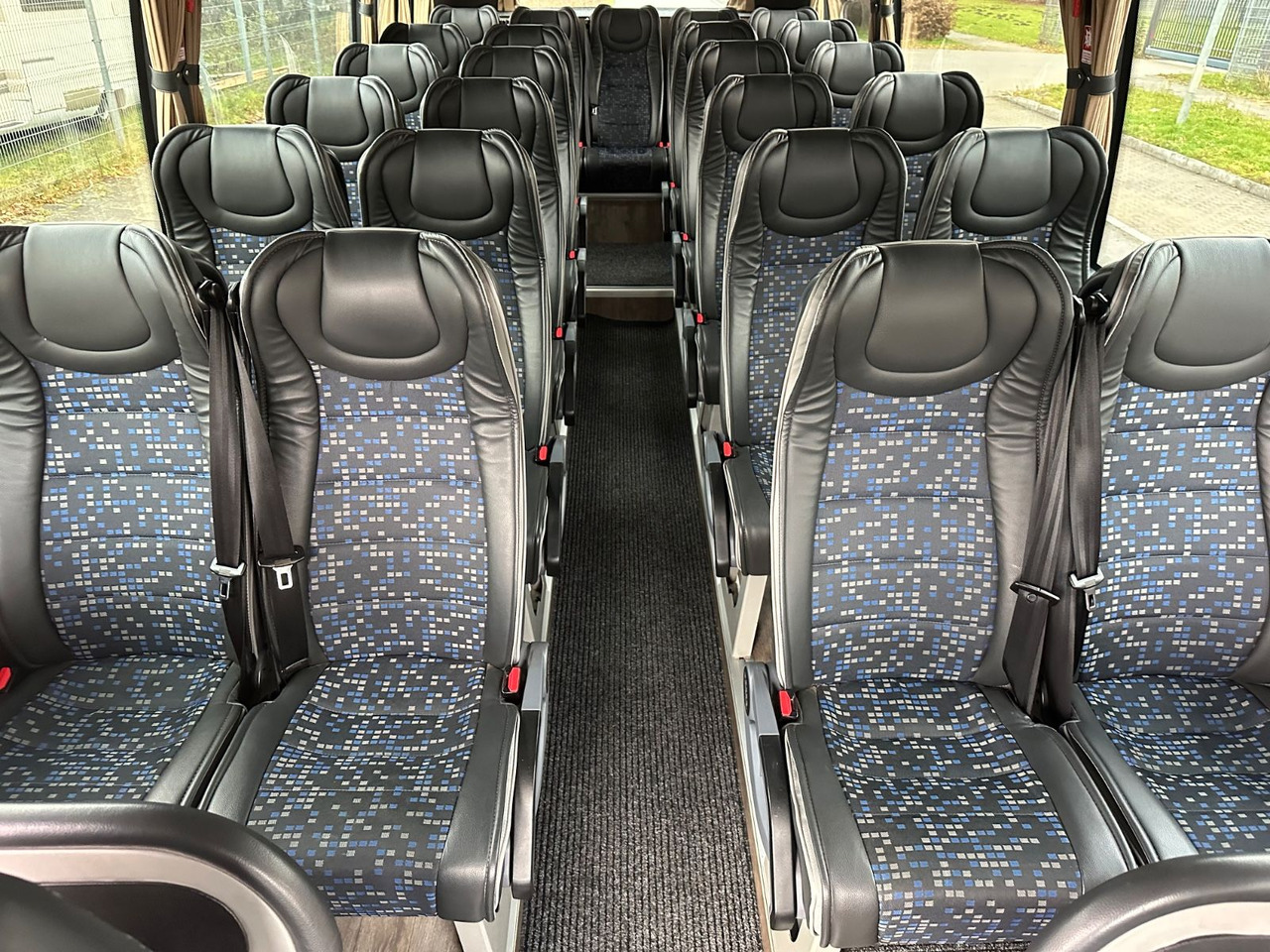 Iveco Atomic AN21 (wenig Km*7.2t) Rosero/ Rapido - Minibus, Transport de personnes: photos 4 Iveco Atomic AN21 (wenig Km*7.2t) Rosero/ Rapido - Minibus, Transport de personnes: photos 4