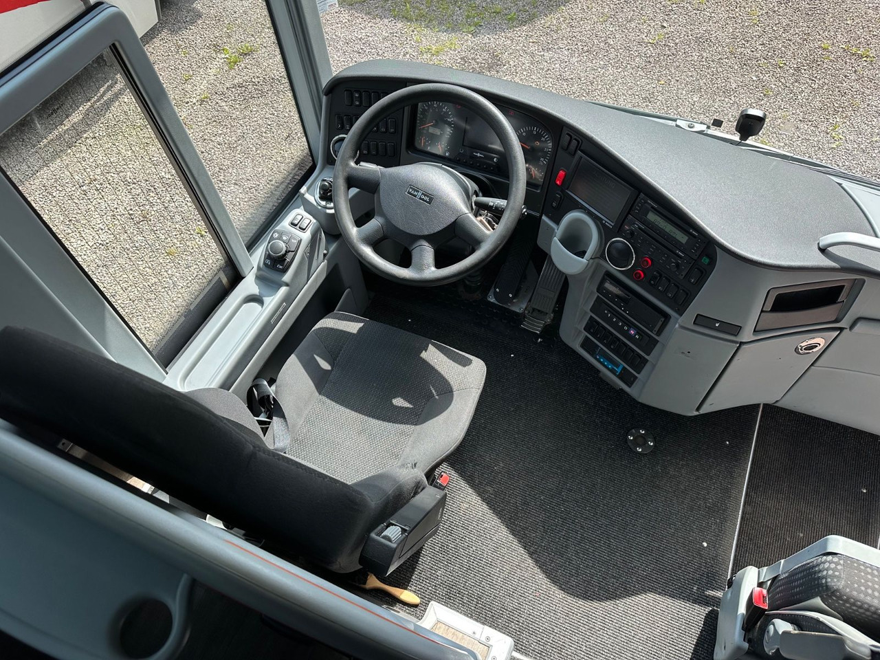 Vanhool TX16 Alicron (TOP*Euro 6) 515 /O350 - Autocar: photos 5 Vanhool TX16 Alicron (TOP*Euro 6) 515 /O350 - Autocar: photos 5